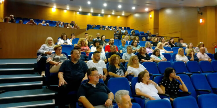 Συνάντηση του Γραμματέα με το προσωπικό της ΑΔΗ-ΔΜ των Π.Ε. Δυτικής Μακεδονίας
