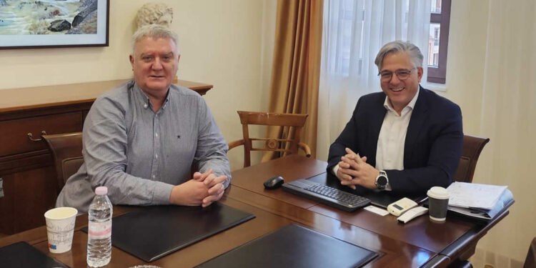 Ο Γραμματέας με τον Δήμαρχο Βοίου